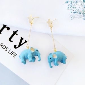 ❤️HP❤️New!Lucky Blue Elephant Dangle Earrings Gold